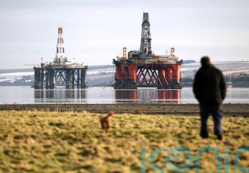 Labour right to block new North Sea oil and gas, say civil society groups