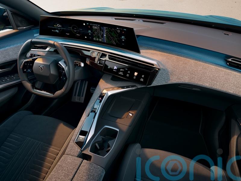 Peugeot’s new 3008 to debut panoramic i-Cockpit