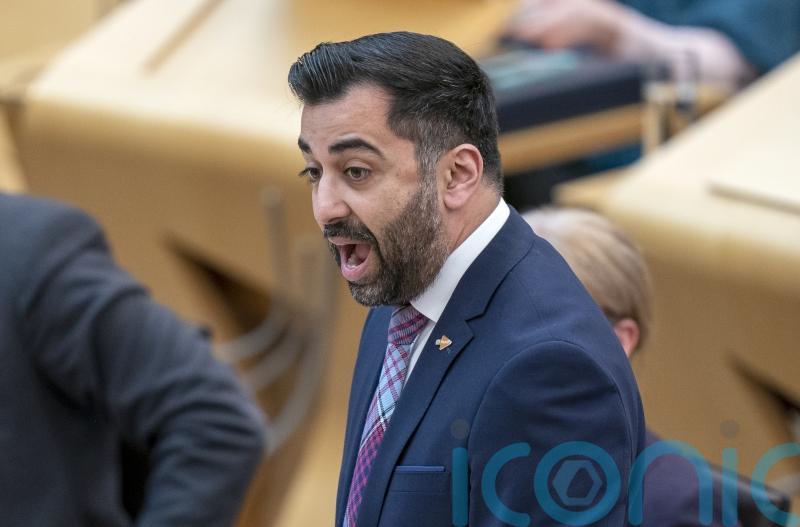 Yousaf urged to ‘hold his nerve’ on UK’s first deposit return scheme