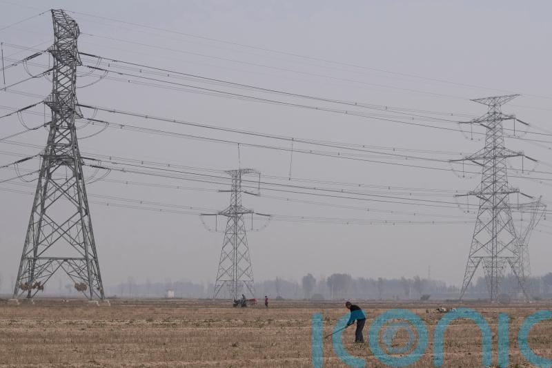 Billions ‘use polluting fuel to cook’ and millions ‘have no electricity’