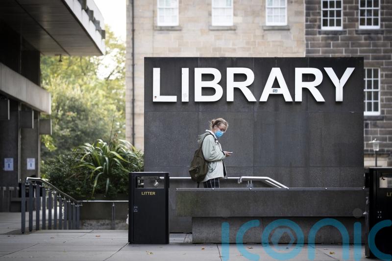 Universities will not get extra funding for asylum seeker places, says minister