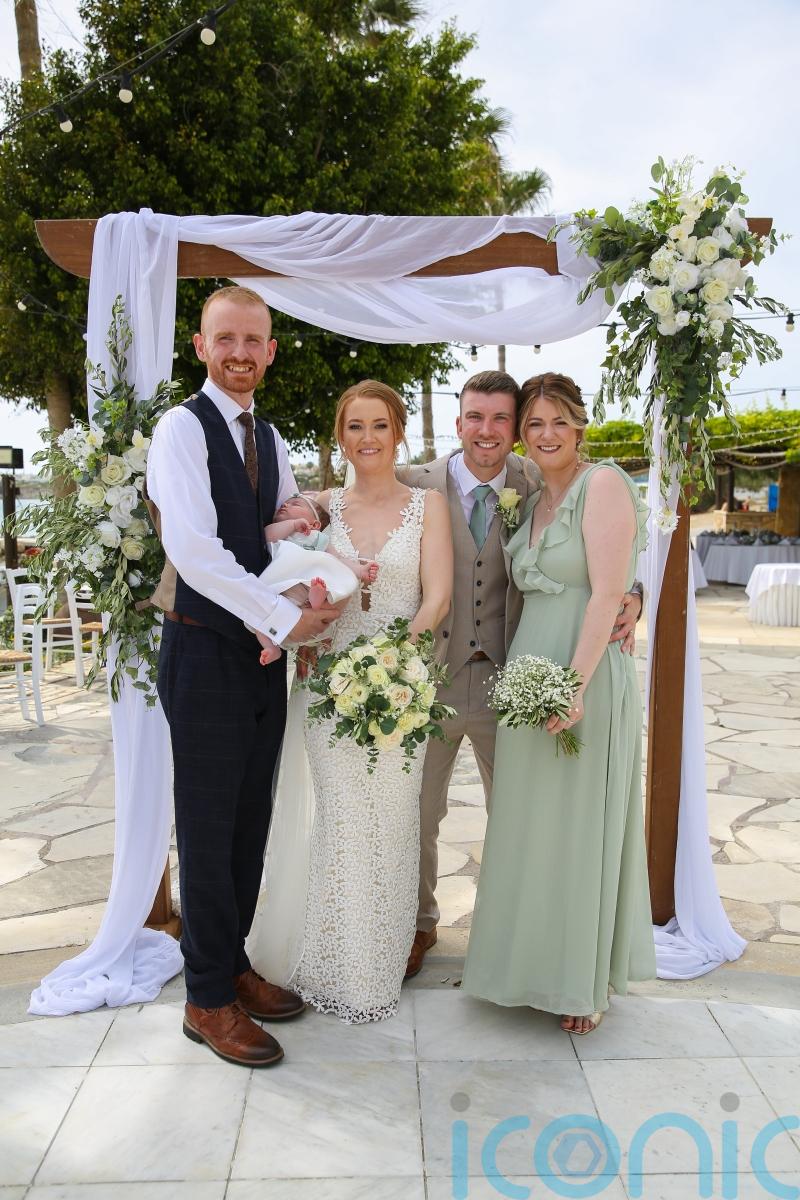 Airline saves the day after bridesmaid forgets her dress