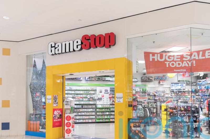 GameStop shares slumps after it fires former Amazon executive