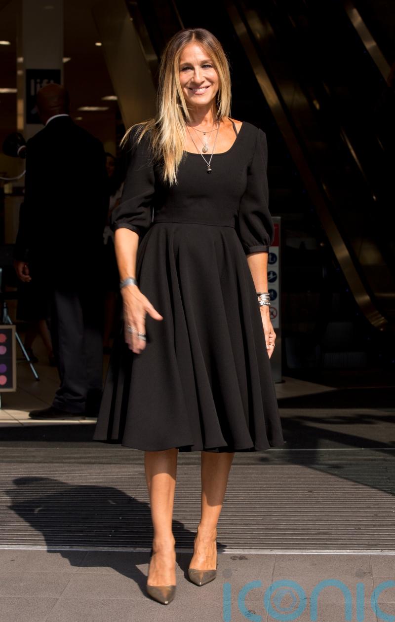 Sarah Jessica Parker to appear on West End stage with husband Matthew Broderick