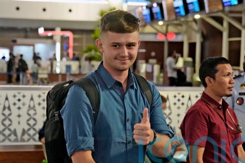 Indonesia deports Australian surfer who apologised for drunken rampage