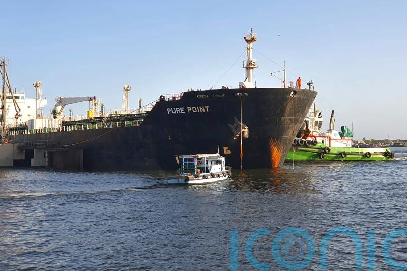 Pakistan welcomes first shipment of discounted crude from Russia