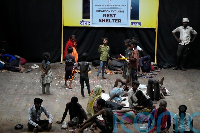 Thousands evacuated in India and Pakistan ahead of cyclone&rsquo;s arrival