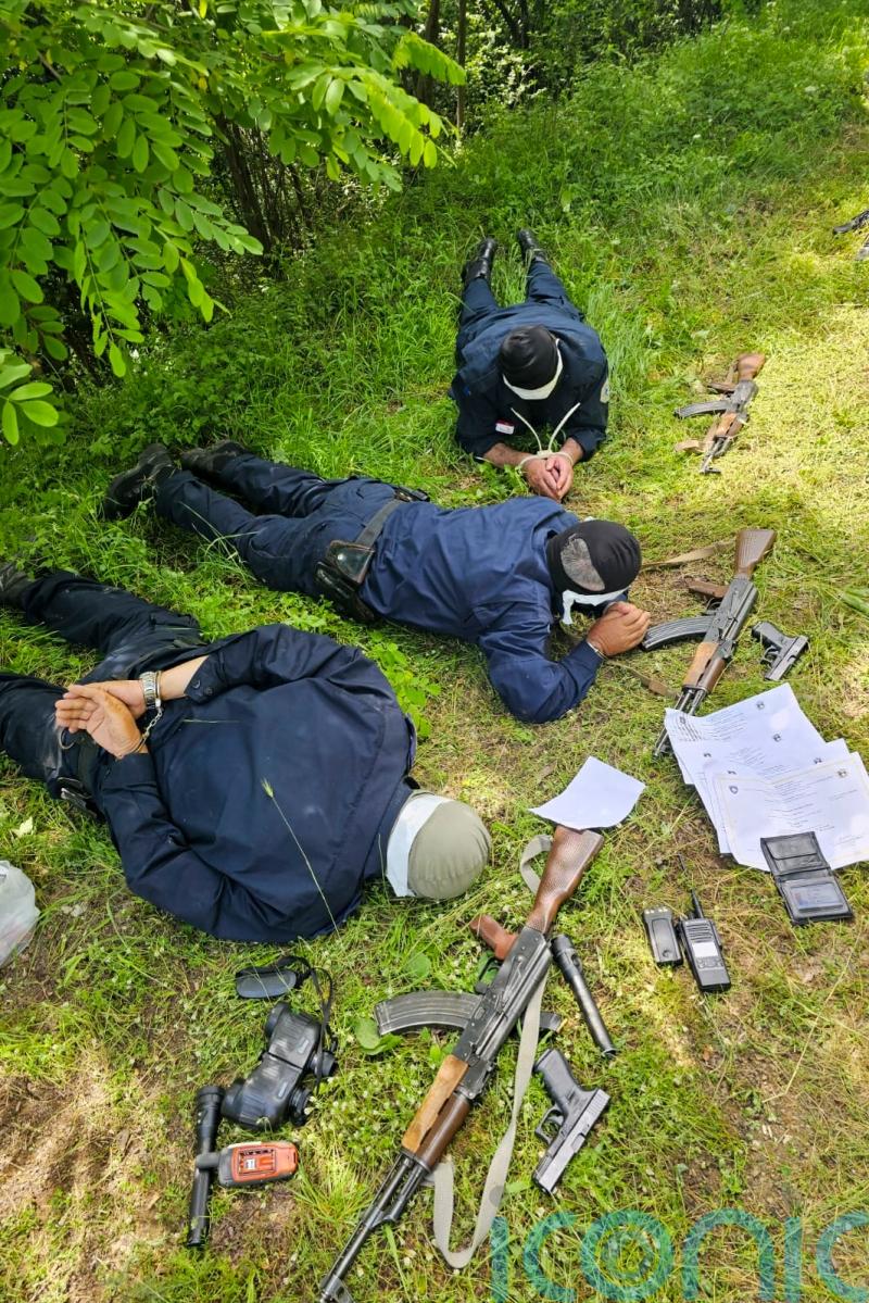 Kosovo tightens border security after police officers ‘kidnapped by Serb forces’