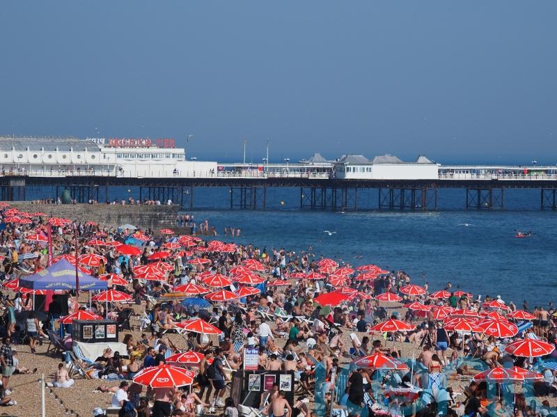 Hot weather puts pressure on A&E departments