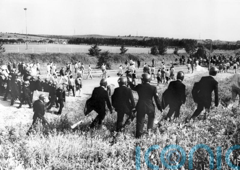 Protesters call for inquiry into ‘Battle of Orgreave’