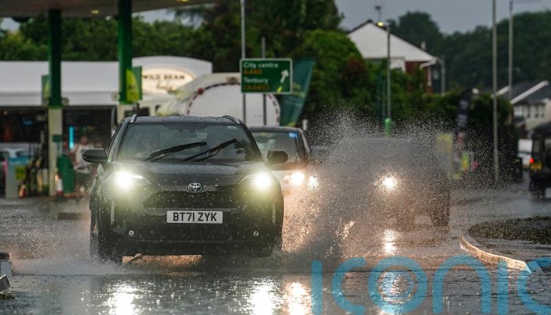 Weather warning for thunderstorms issued in Northern Ireland