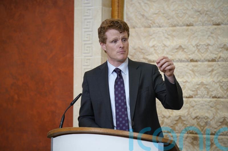 US Envoy pulls out of Magee meeting due to protest