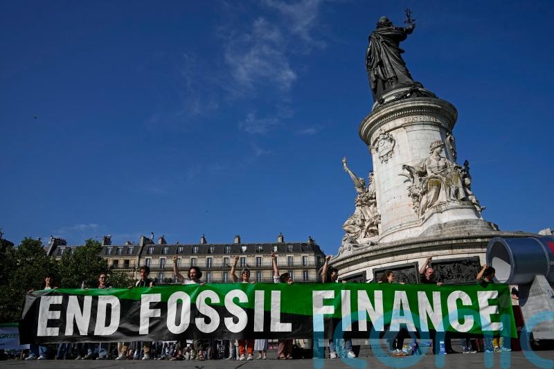 Paris climate summit ends without deal on global tax on shipping