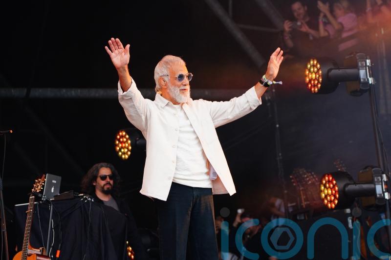 Yusuf/Cat Stevens hails NHS and slams world leaders in Glastonbury legends slot
