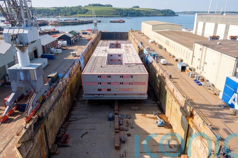 Asylum barge plan ‘unworkable’, critics say after Braverman’s missed target