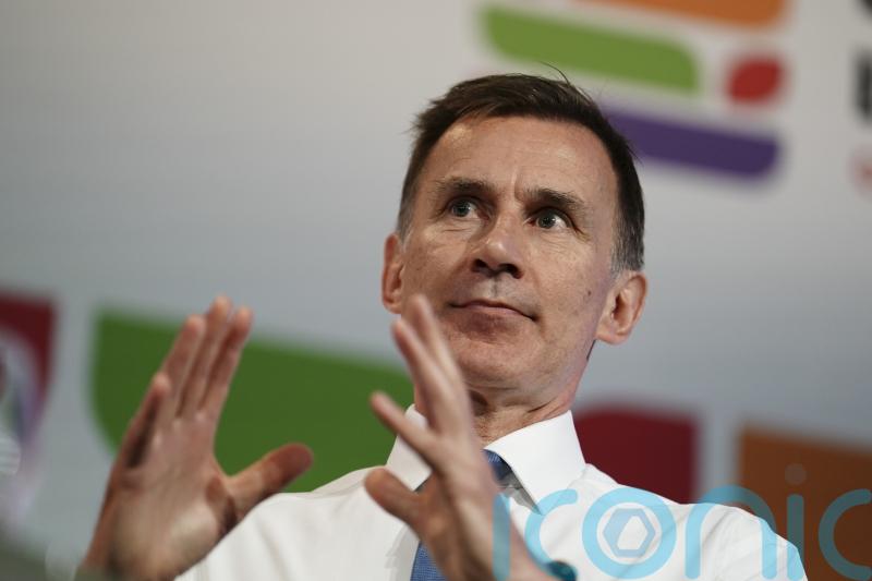 Hunt ‘working on solution’ to ensure banks pass on interest rate rises to savers