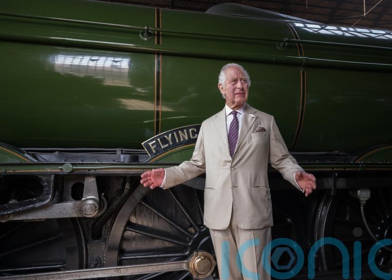 Cost of royal travel falls as number of official overseas trips drop