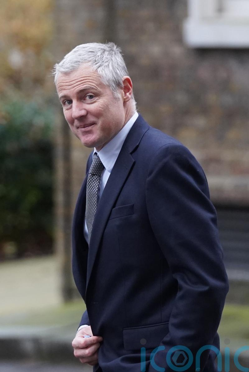 Tory civil war burning as resigning minister Zac Goldsmith and Rishi Sunak clash