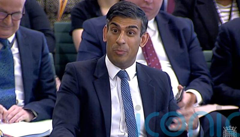 Sunak clashes with Bryant over respect for Parliament