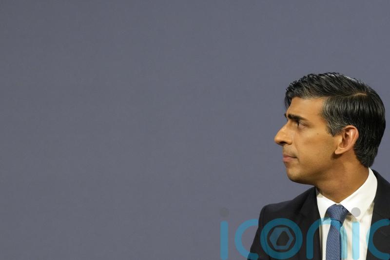 Banks should not close accounts because of people’s views, says Rishi Sunak