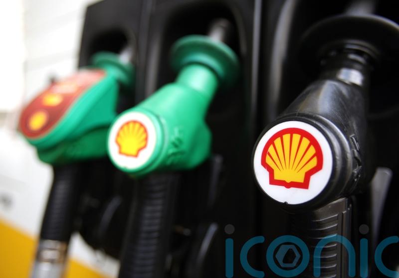Cutting oil and gas production would be ‘dangerous’, warns Shell boss