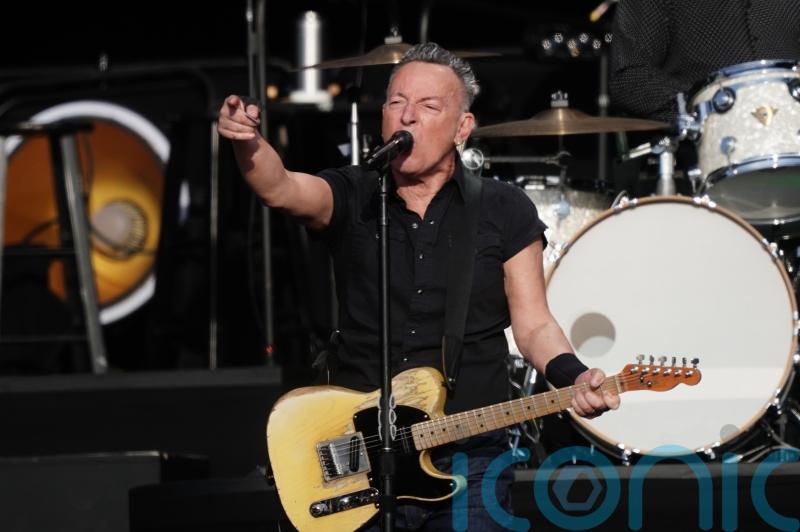 Bruce Springsteen calls on Hyde Park to ‘be good to yourself’ in three-hour gig