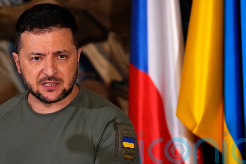 Zelensky draws support for Nato membership in Bulgaria and Czech Republic visits
