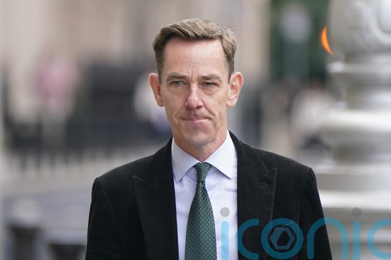 Ryan Tubridy offers to pay back controversial payments at centre of RTE ‘fiasco’