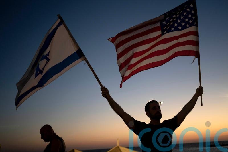 Thousands protest against Netanyahu government outside US offices in Tel Aviv