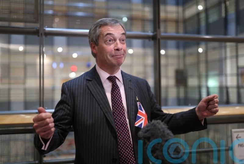 Treatment of Farage ‘ought to jeopardise’ bank’s licence, senior Tory says