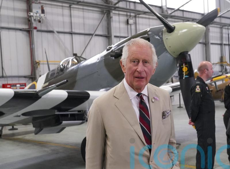 King pays tribute to RAF veterans as he marks Dambusters’ 80th anniversary