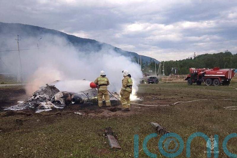 Russian helicopter crash kills four and injures 10