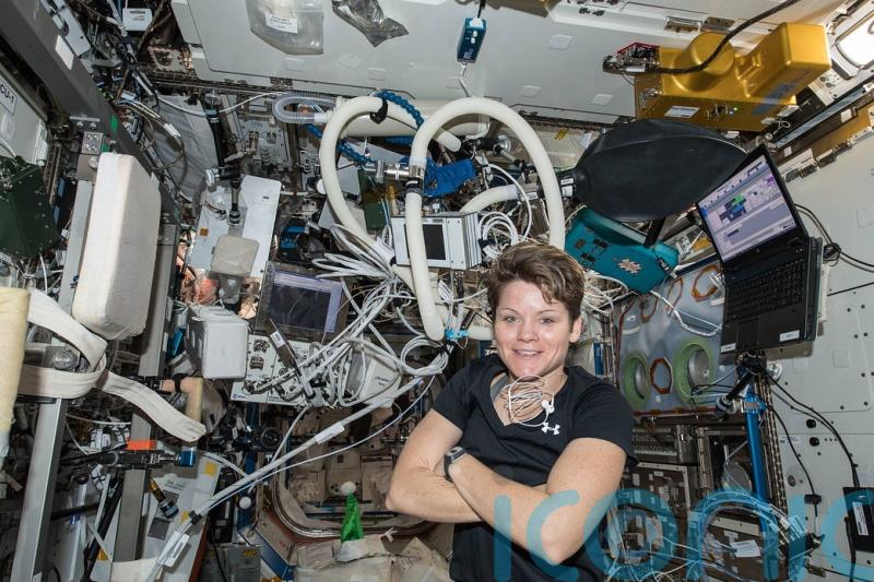 Nasa astronaut receives honorary doctorate from old university