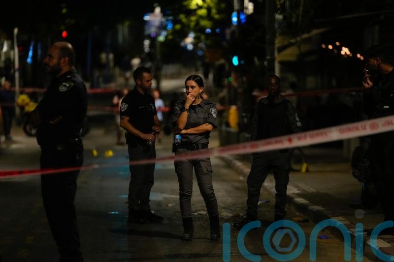 Israeli troops kill three suspected Palestinian militants