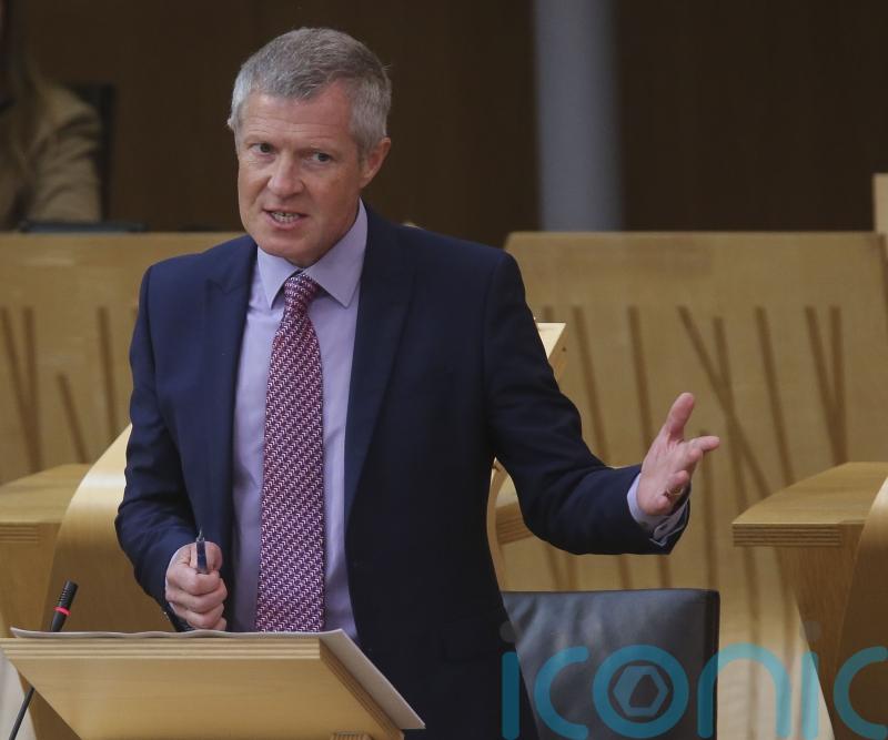 Scotland has had ‘slower growth’ in employment and wages since 2014, report says