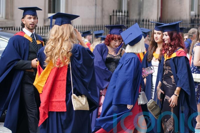 Fewer students accepted on UK degree courses than last year – Ucas