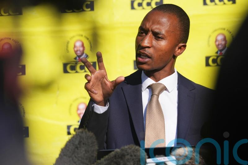 Zimbabwe opposition party calls for fresh elections