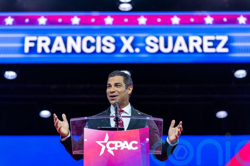 Miami Mayor Francis Suarez suspends Republican presidential bid