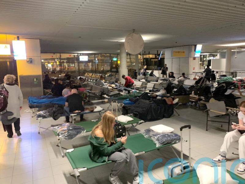 Stranded holidaymakers waiting days to get home as flights are full