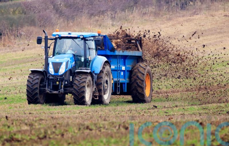 Charity calls for targets to cut use of fossil fuel-based artificial fertilisers