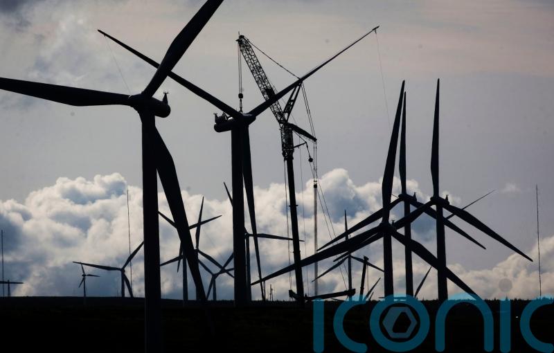 Sunak warned against ‘fudge’ on any onshore wind ban reversal