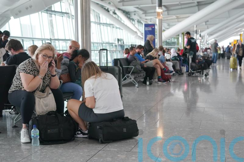 Airlines call for Nats to pay cost of air traffic control failure