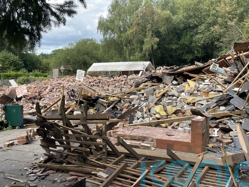 MP demands better protection for heritage pubs after Crooked House ‘tragedy’