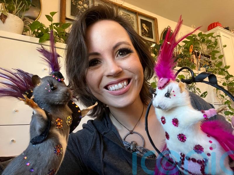 Taxidermist studies acrobats and dancers and transforms rats into ‘sexy showgirls’ using feathers and rhinestones