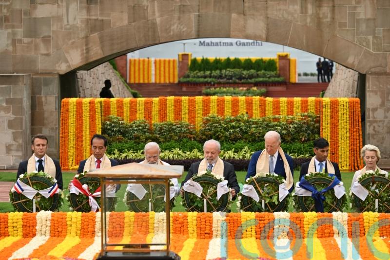 G20 leaders pay respects at Gandhi memorial on final day of India summit
