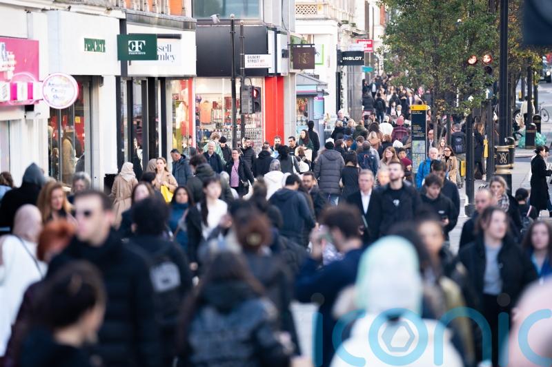 Retailers warn Chancellor against &pound;400m business rates hike