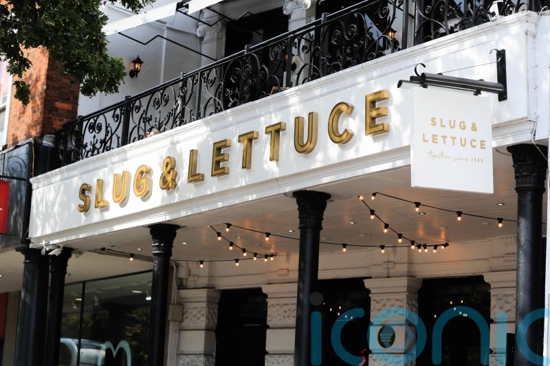 Pubs group to charge customers more to drink at peak times