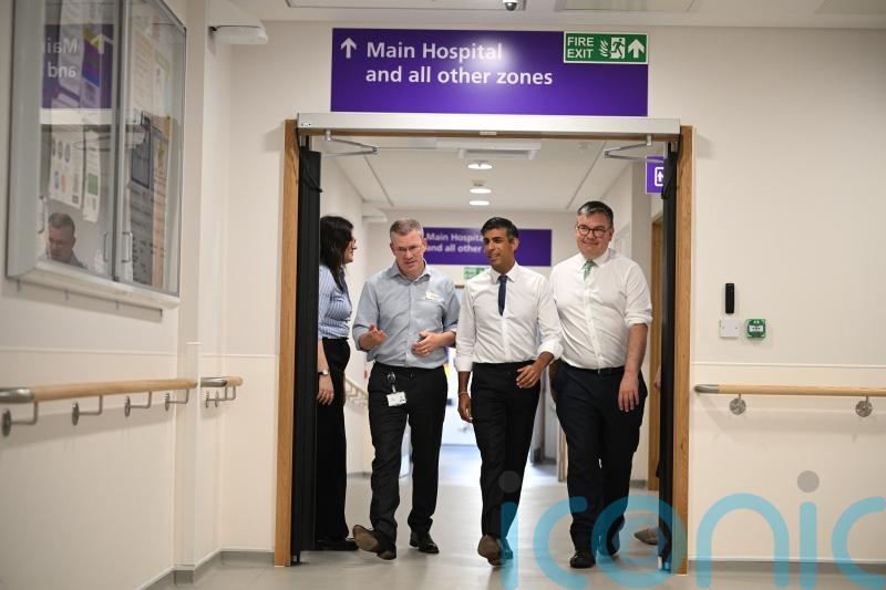 NHS waiting lists hit new record high of 7.7 million