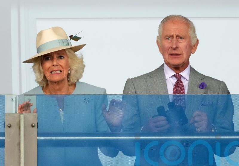 King and Queen’s horse fails to end decades-long wait for win at St Leger