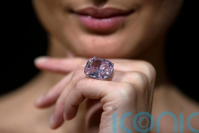 Researchers uncover clue that could lead to new sites for pink diamonds